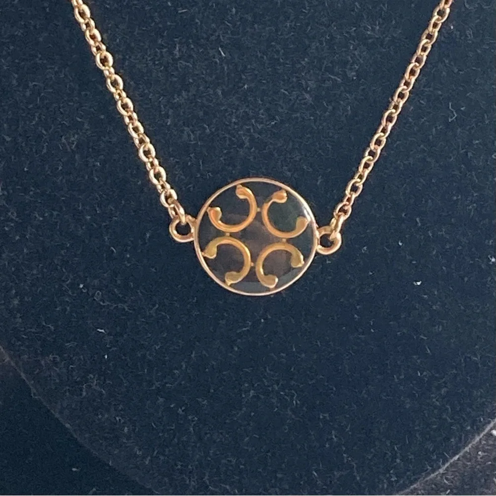 Gold-Tone Black Enamel Circle Link Necklace preloved